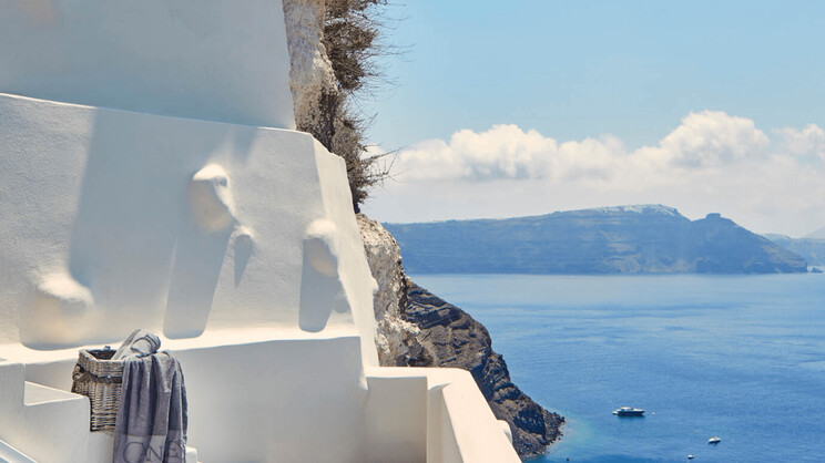 Canaves Oia Suites